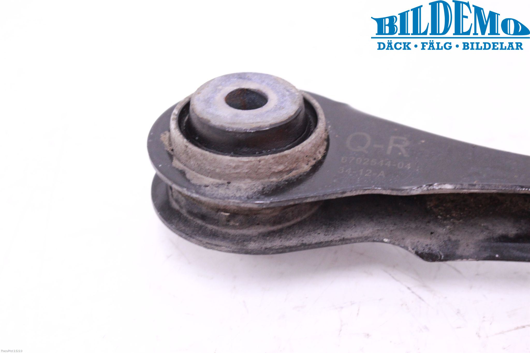 BMW 3 F30/F31/F80 12-19 Bärarm Bak Övre Höger