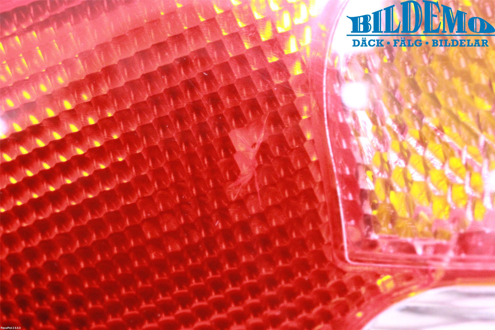 Audi A6/S6     97-05 Bakljus Vänster