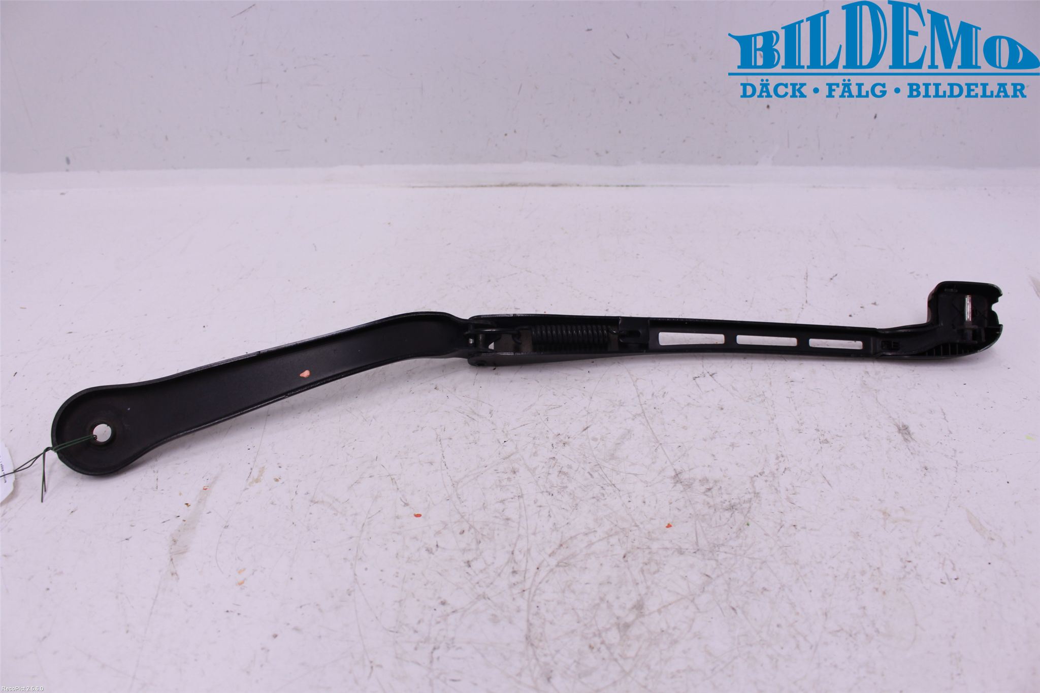 BMW 3 E90/91 SED/TOU 05-12 Torkararm Armar Vindruta