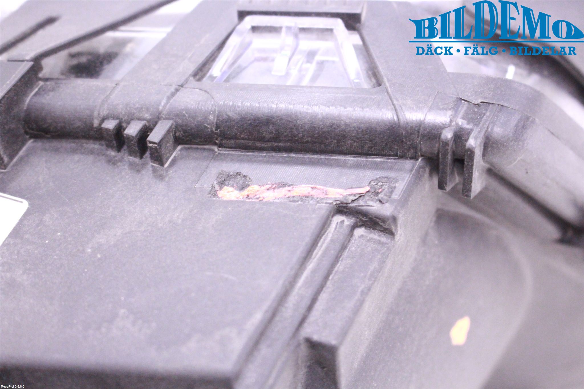 BMW 3 E46      98-05 Strålkastare Vänster