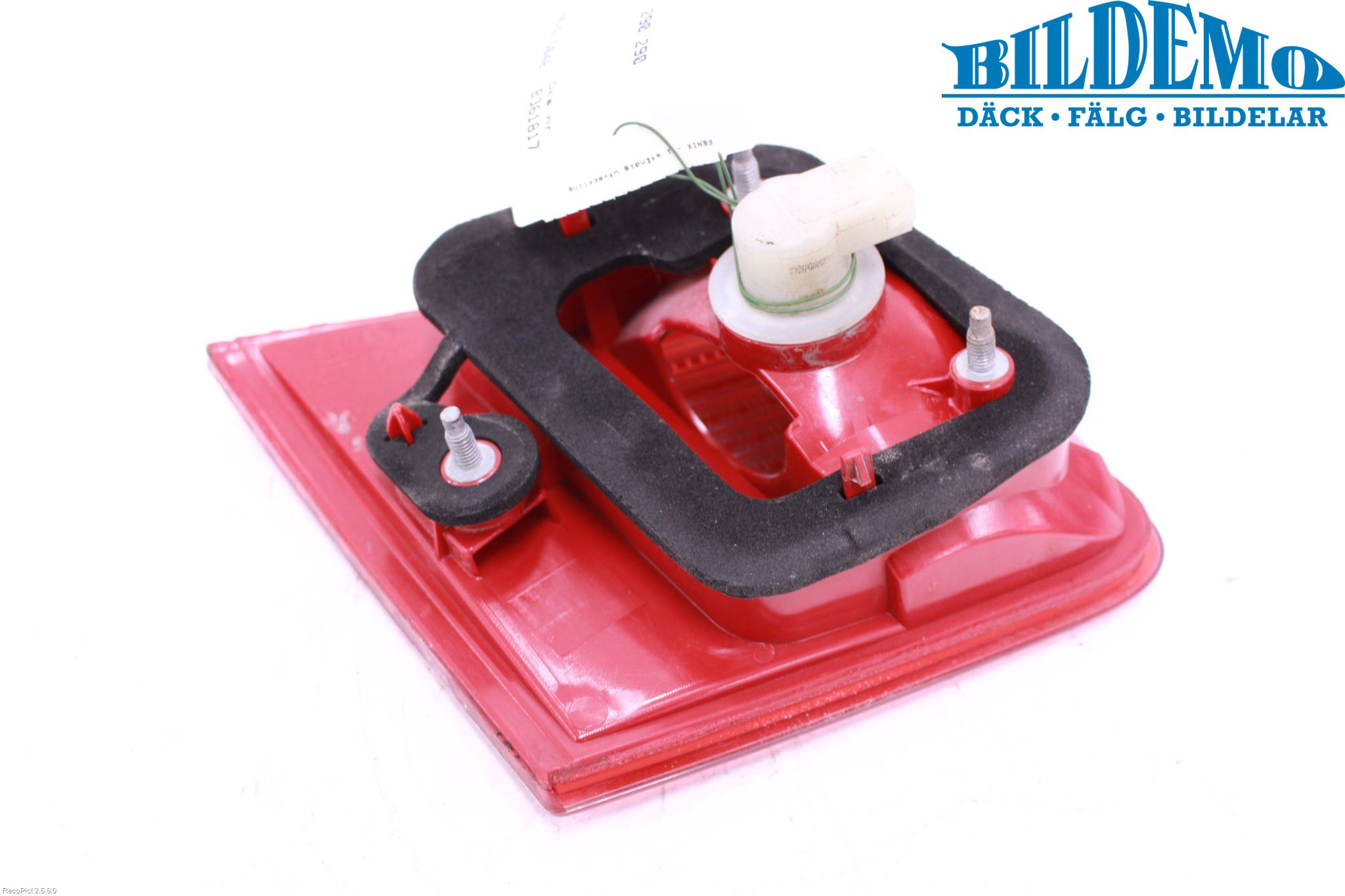 Saab 9-5     06-10 Bakljus Lucka Hö