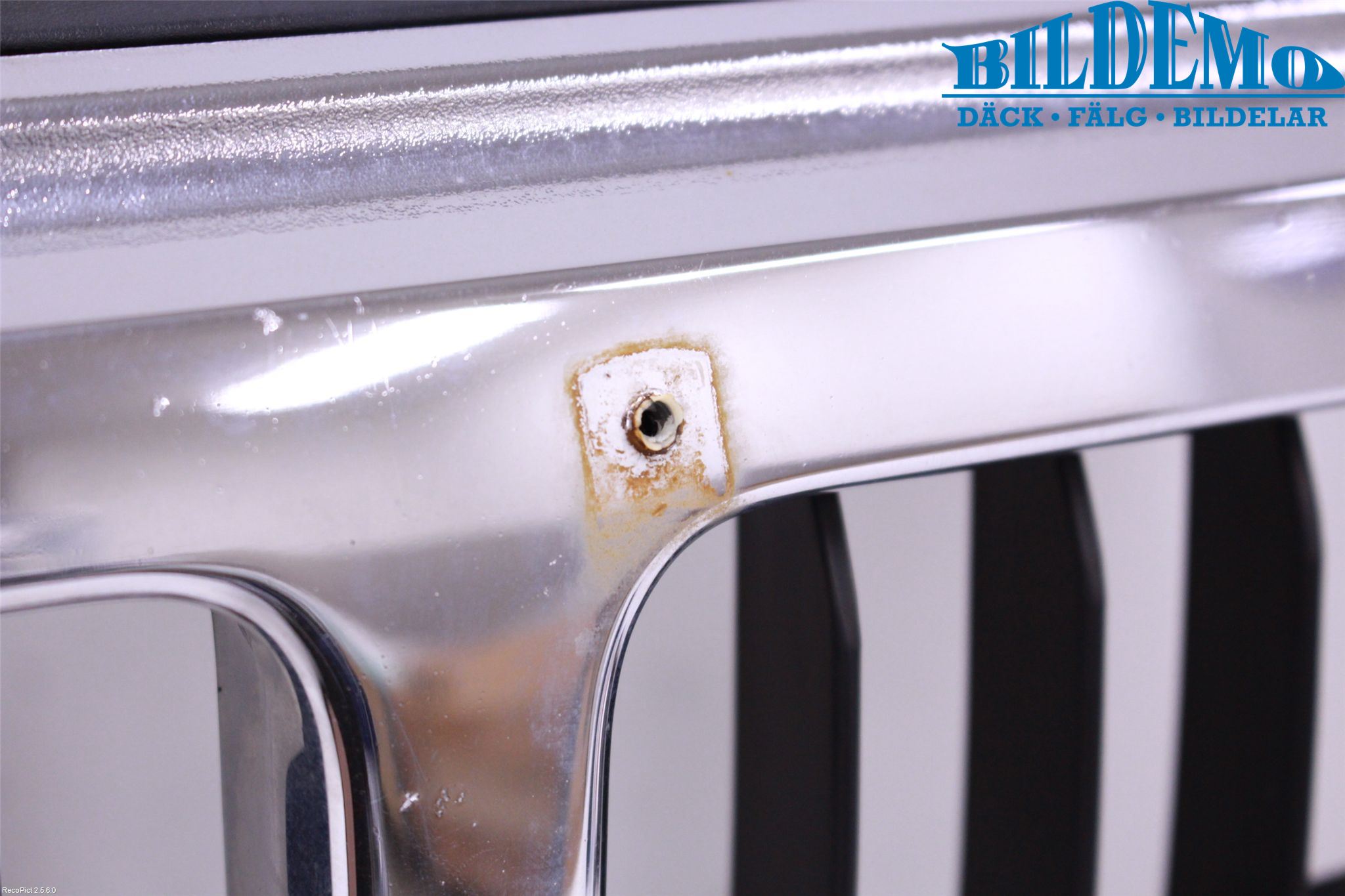 Jeep GRAND CHEROKEE 05-10 Grill-Galler