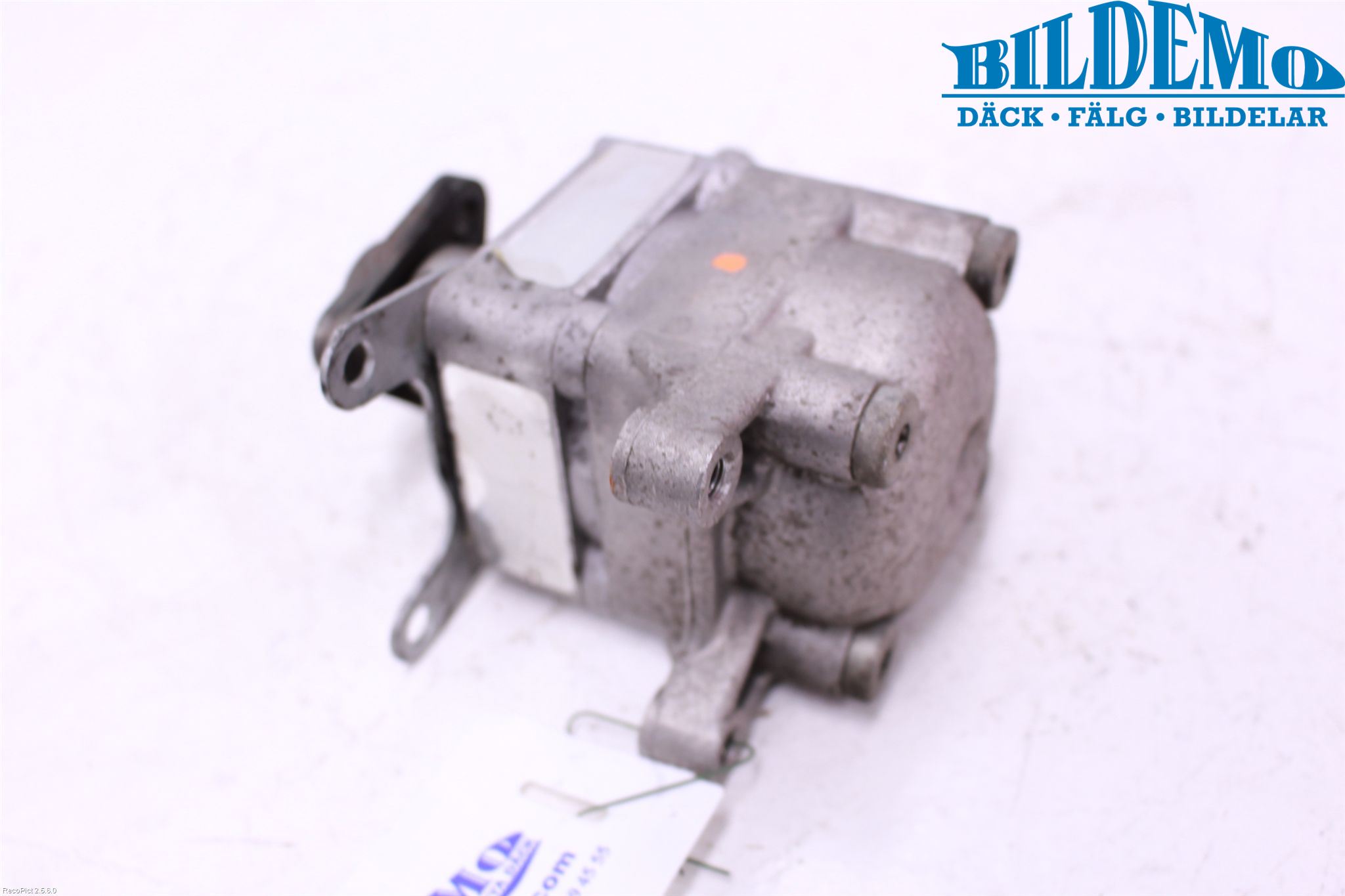 BMW 3 E46      98-05 Styrservopump