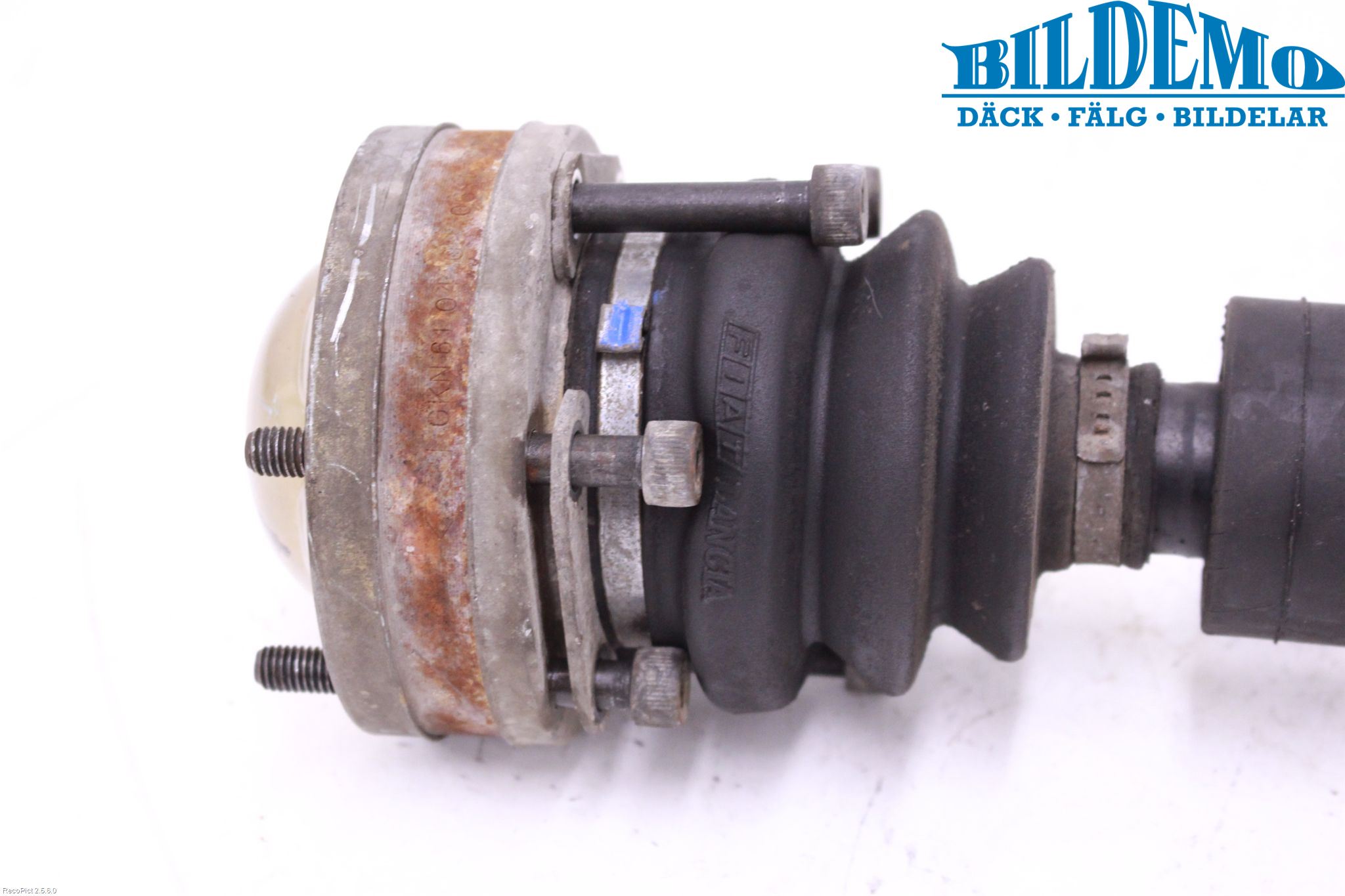 Alfa 147 Drivaxel Fram Vänster