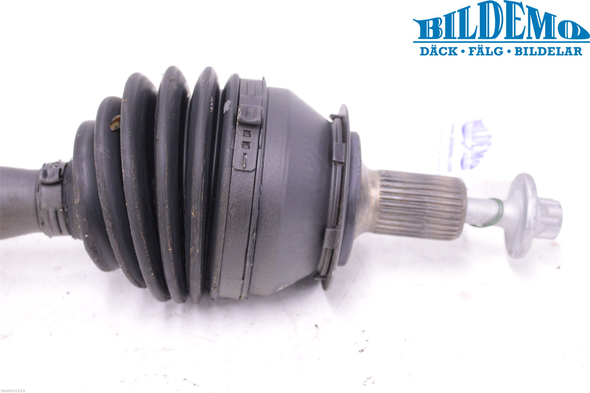 Mercedes-Benz MB A-KLASS (W176) 13-18 Drivaxel Fram Vänster