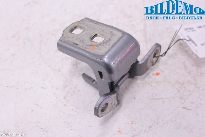 Opel INSIGNIA 09-16 Dörrgångjärn