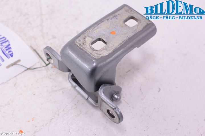 Opel INSIGNIA 09-16 Dörrgångjärn