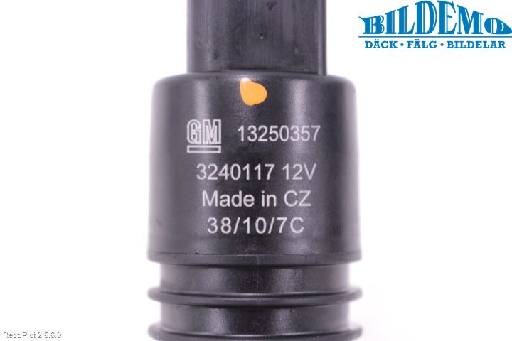 Opel INSIGNIA 09-16 Spolarpump Vindruta