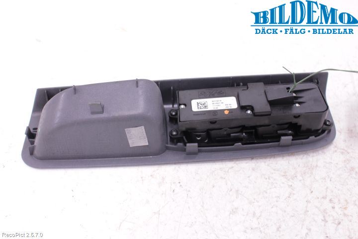 Volvo V50 08-12 Strömställare Elhiss