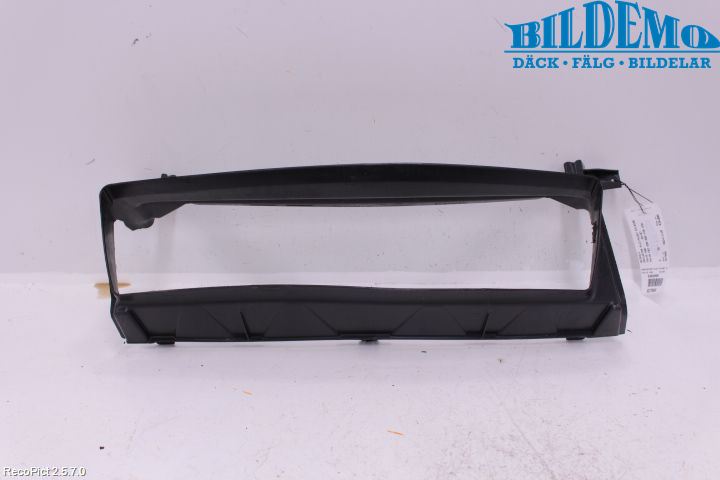 Volvo V50 04-07 Deflektor Plåt-Plast Kylning