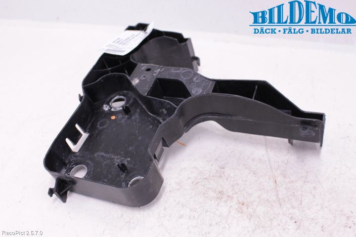 Renault MÉGANE II  06-08 Frontplåt