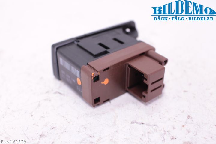 Audi A4/S4 08-11 Strömställare Övrigt