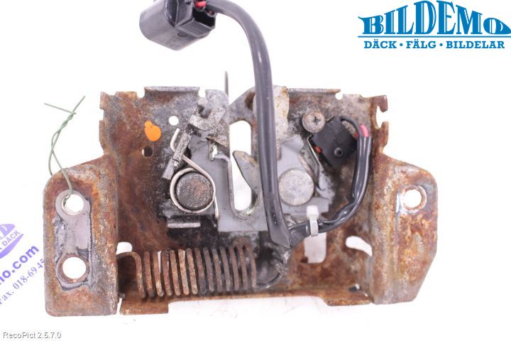 Mitsubishi LANCER 07-14 Huvlås