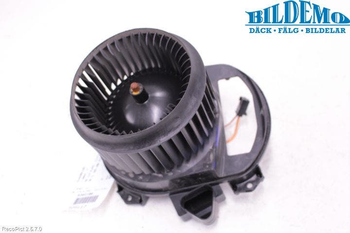 Mercedes-Benz MB CLA-KLASS (C117/X117) 13-19 Värmefläkt