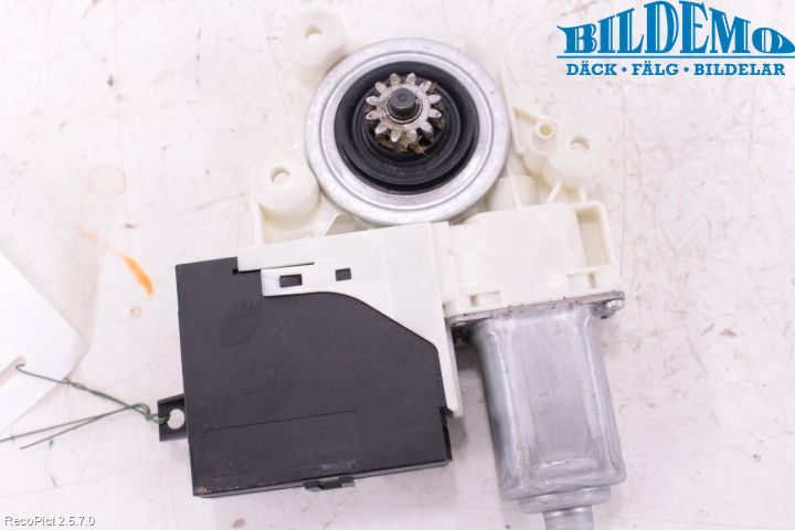 Volvo V50 04-07 Fönsterhissmotor