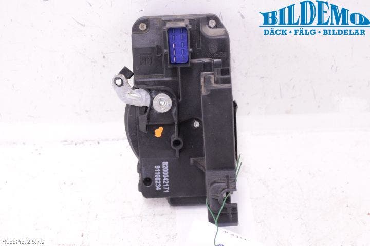 Opel VIVARO 01-14 Låskista-Dörrlås