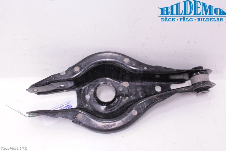 BMW 1 F20/F21 11-19 Bärarm Bak Vänster