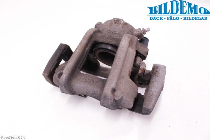 BMW 1 F20/F21 11-19 Bromsok Fram Höger