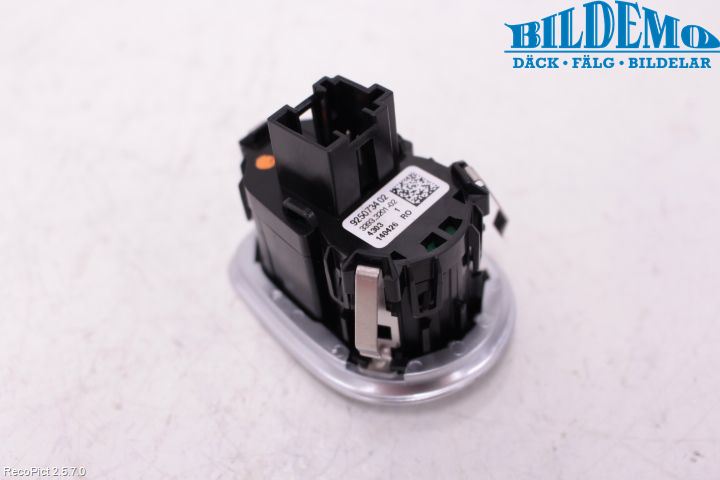 BMW 3 F30/F31/F80 12-19 Startknapp Personbil