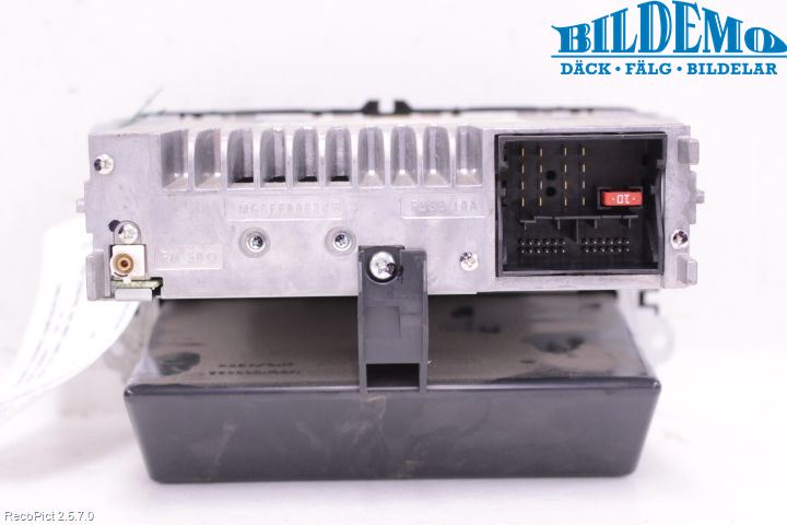 Volkswagen VW CADDY      04-10 Cd Radio - Multimediapanel