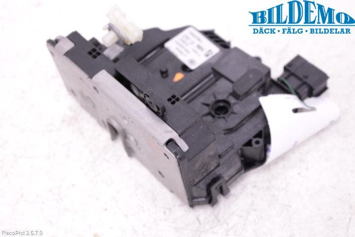 Opel CORSA E 15-19 Låskista-Dörrlås