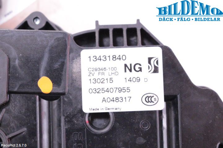 Opel CORSA E 15-19 Låskista-Dörrlås