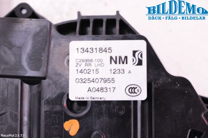 Opel CORSA E 15-19 Låskista-Dörrlås