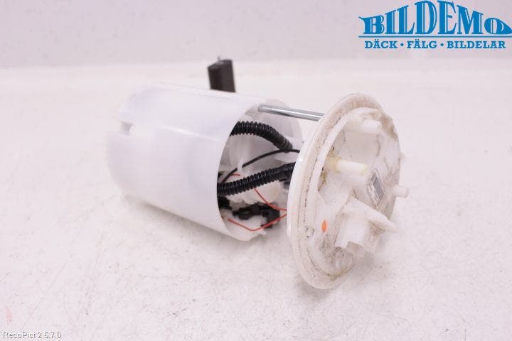 Opel CORSA E 15-19 Bränsle Insppump Bensin