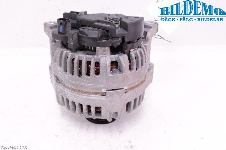 Opel CORSA D 07-14 Generator