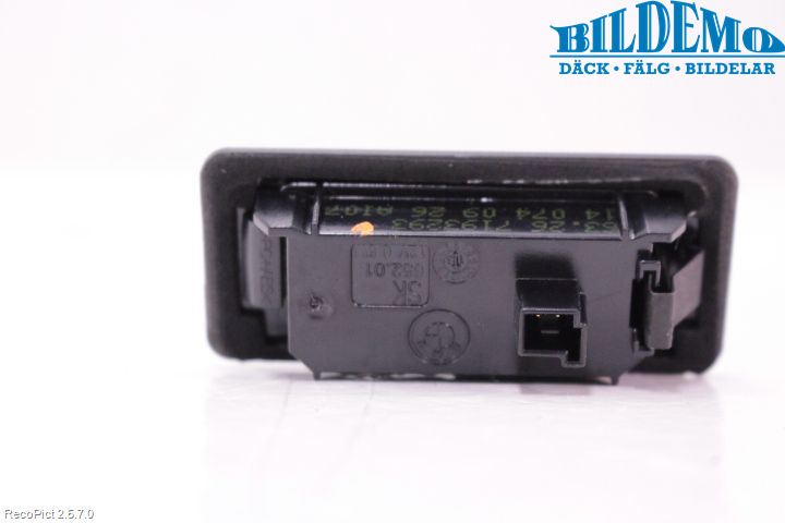 BMW 3 F30/F31/F80 12-19 Skylt Belysning