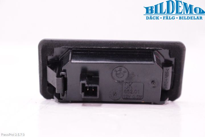 BMW 3 F30/F31/F80 12-19 Skylt Belysning