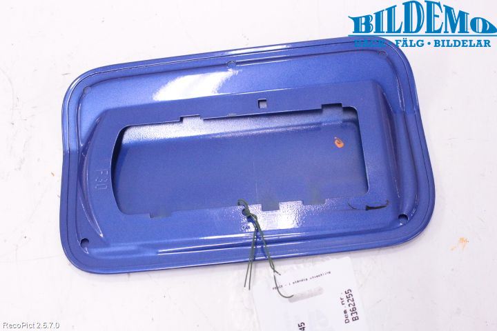BMW 3 F30/F31/F80 12-19 Tanklucka
