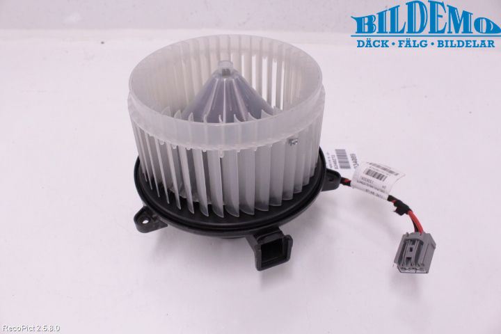 Opel MERIVA B 10-17 Värmefläkt