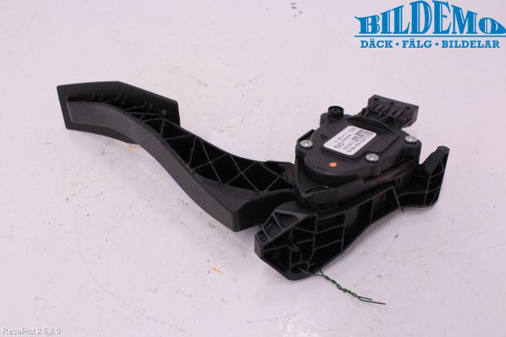 Opel INSIGNIA 09-16 Pedal Gas-Broms-Koppling