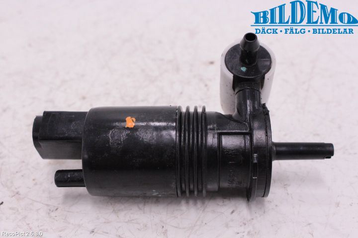 Mercedes-Benz MB ML (W164) 05-11 Spolarpump Vindruta