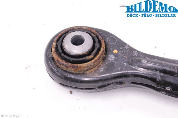 BMW 1 E87/81 5D/3D 03-11 Bärarm Bak Övre Vänster