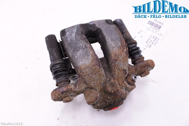 BMW 1 E87/81 5D/3D 03-11 Bromsok Bak Höger