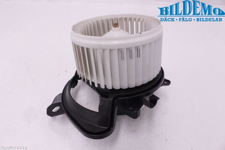 Opel CORSA E 15-19 Värmefläkt