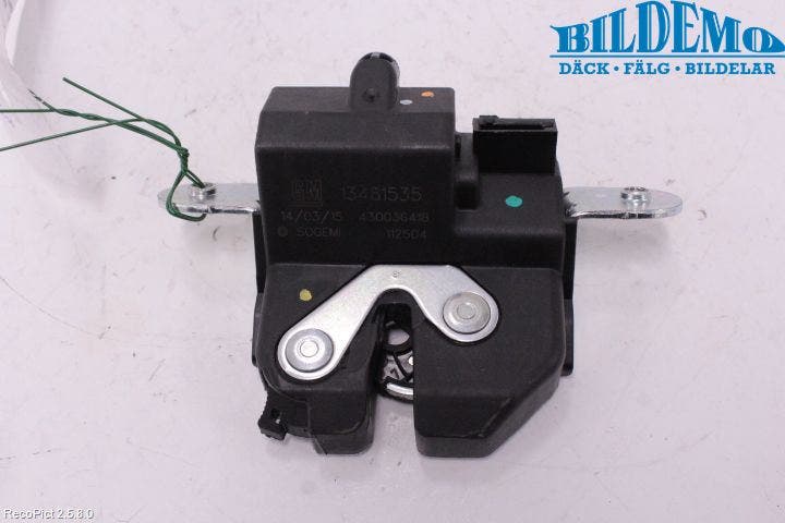 Opel CORSA E 15-19 Låskista Baklucka