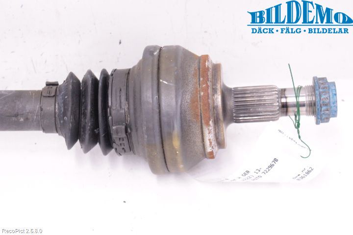 Mercedes-Benz MB S-KLASS (W222) 13-20 Drivaxel Bak Höger