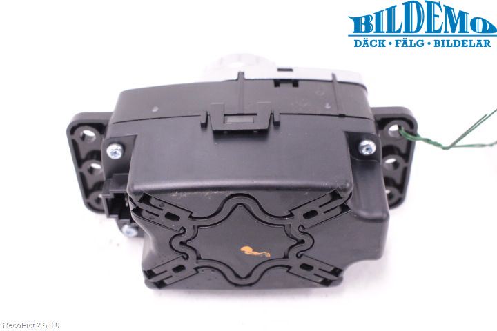 Mercedes-Benz MB CLA-KLASS (C117/X117) 13-19 Strömställare Multifunktion