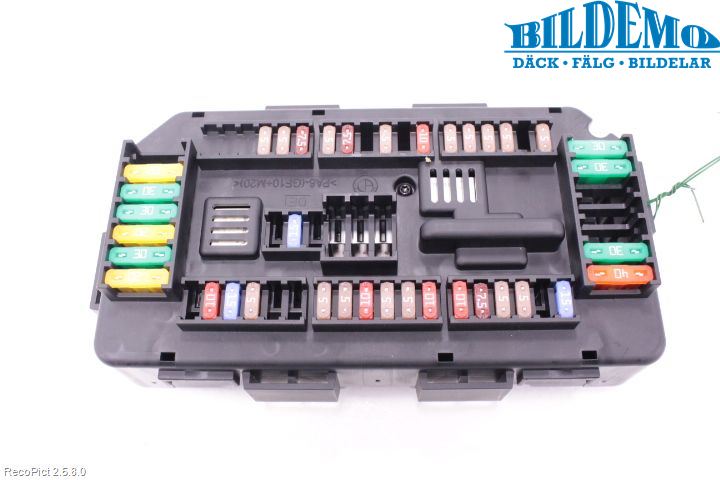 BMW 1 F20/F21 11-19 Säkringsdosa-Elcentral