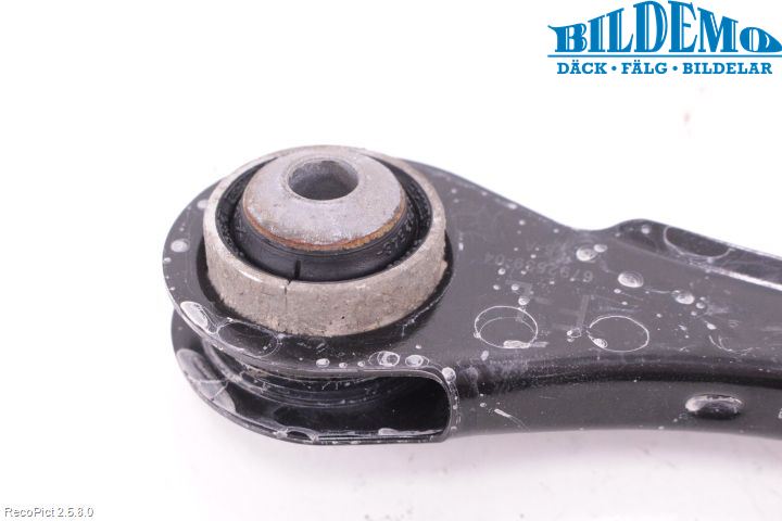 BMW 1 F20/F21 11-19 Bärarm Bak Övre Vänster