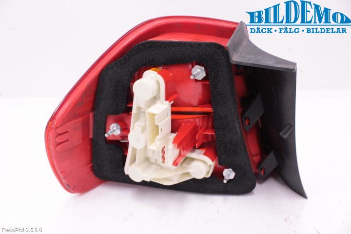 BMW 3 E90/91 SED/TOU 05-12 Bakljus Höger