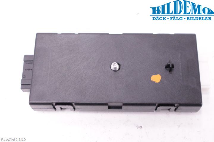 BMW 5 F10/F11/F18 09-17 Antennförstärkare