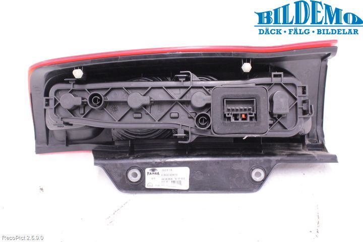 Peugeot BIPPER Bakljus Vänster