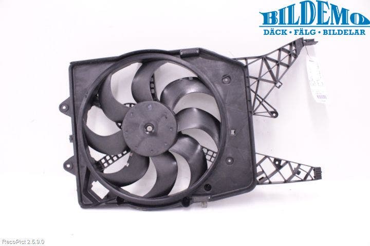 Opel CORSA D 07-14 Kylfläkt El