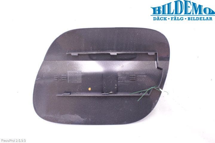 Opel ASTRA K 16-22 Tanklucka