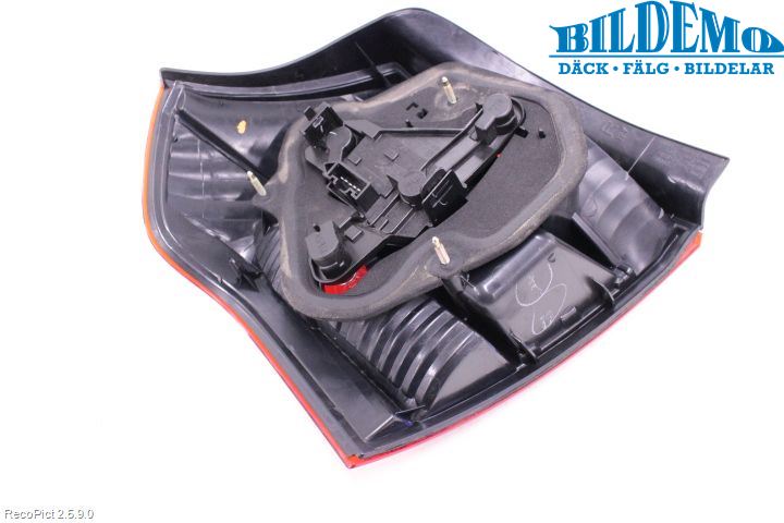 Toyota COROLLA 02-07 Bakljus Höger