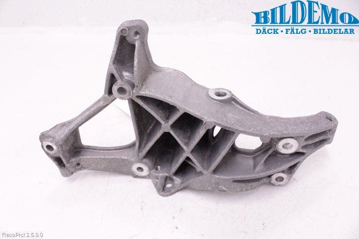 BMW 1 F20/F21 11-19 Ac Kompressor-Fäste